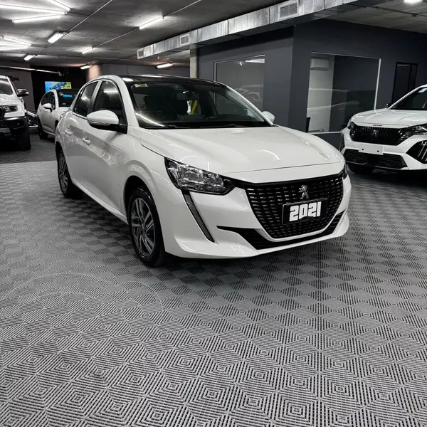 Foto Peugeot 208 Allure 1.6 usado (2021) color Blanco financiado en cuotas(anticipo $3.500.000 cuotas desde $250.000)