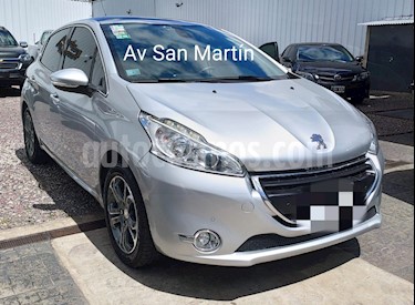 Peugeot 208 Feline 1.6 usado (2013) color Gris Aluminium precio $580.000