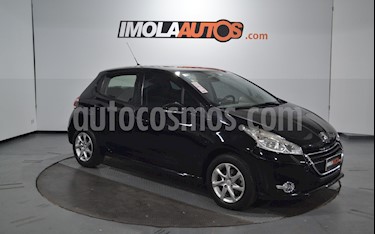 foto Peugeot 208 Allure 1.5 usado (2014) color Negro Perla precio $510.000
