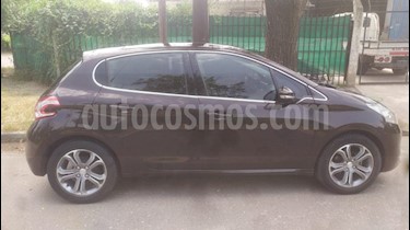 Peugeot 208 Feline 1.6 usado (2016) precio $720.000