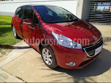 Peugeot 208 Allure 1.5 usado (2015) color Rojo Aden precio $510.000