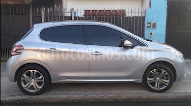 Foto venta Auto usado Peugeot 208 Feline 1.6 Pack Cuir (2016) color Gris Aluminium precio $430.000