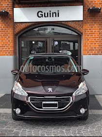 foto Peugeot 208 Feline 1.6 Pack Cuir usado (2014) color Rouge Noir precio $510.000