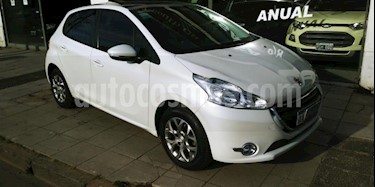foto Peugeot 208 GT 1.6 THP usado (2016) color Blanco precio $310.000