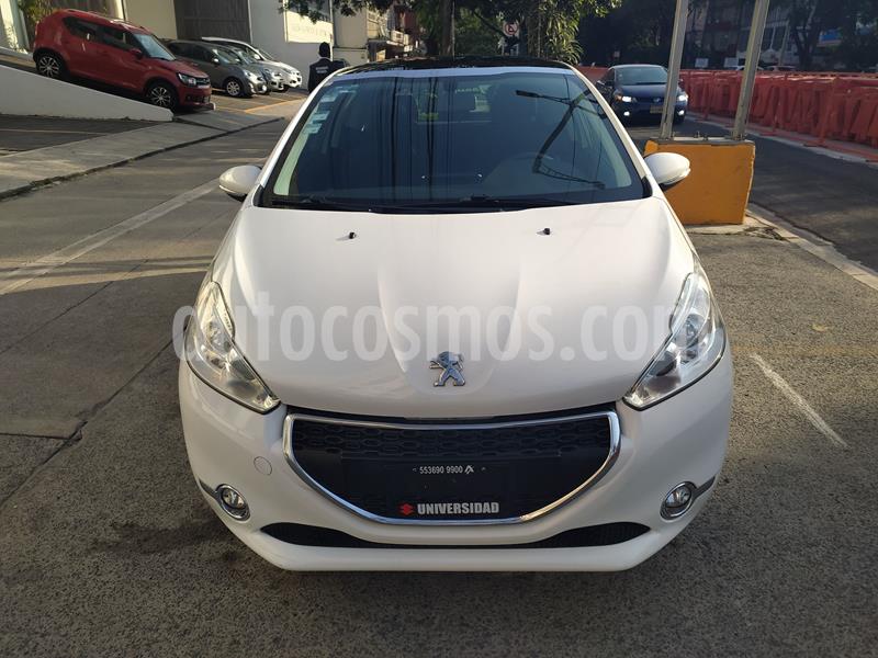 Peugeot 208 1.6L Allure 3P usado (2015) color Blanco precio $127,000