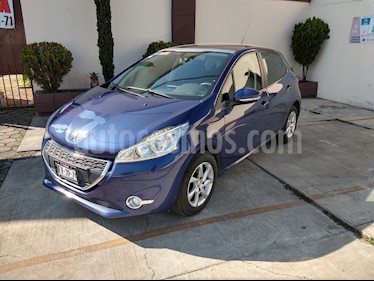 Peugeot 208 1.6L Allure usado (2016) color Azul precio $151,000