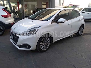 Peugeot 208 5p Active L4/1.6 Man usado (2016) color Blanco precio $140,000