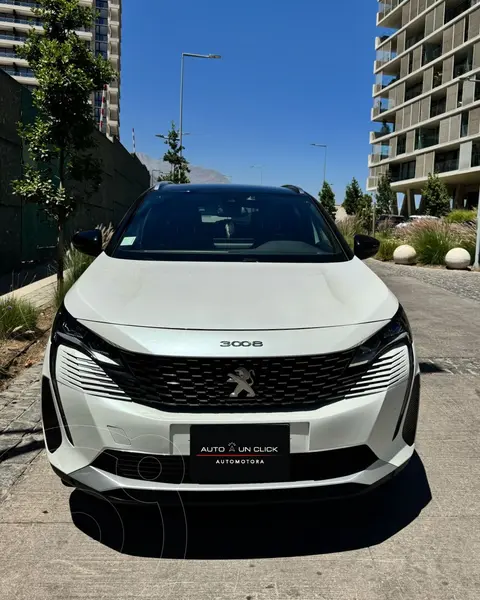 Foto Peugeot 3008 1.6L PureTech GT Aut usado (2024) color Blanco Nacarado precio $24.990.000