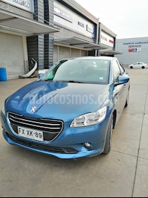 Peugeot 301 1.6L Allure Pack HDi usado (2013) color Azul Kyanos precio $5.100.000