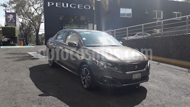 foto Peugeot 301 Allure HDi Diesel usado (2019) color Marrón precio $234,900