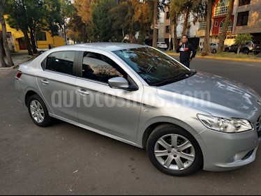foto Peugeot 301 Allure usado (2014) color Plata precio $100,000
