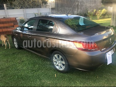 foto Peugeot 301 Allure 1.6 Plus Tiptronic usado (2018) color Gris Shark precio $800.000