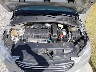 Peugeot 301 Active usado (2016) color Plata precio $123,000