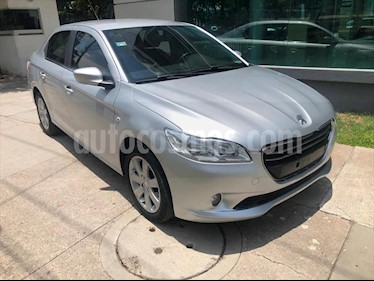 Peugeot 301 Allure usado (2016) color Plata precio $165,000