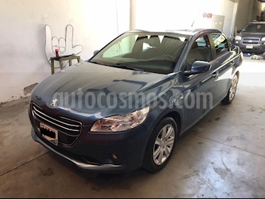 Peugeot 301 Allure usado (2014) color Azul Barents precio $100,000