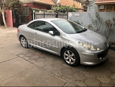 Peugeot 307 CC 2.0 Aut usado (2006) color Plata precio $5.000.000