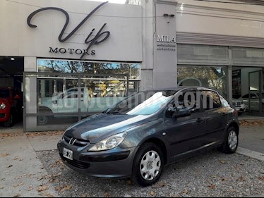 foto Peugeot 307 3P 1.6 XR usado (2004) color Gris Oscuro precio $195.000
