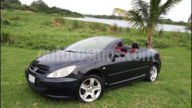 Peugeot 307 CC Dynamique Piel usado (2005) color Negro precio $82,500