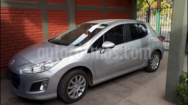 Foto Peugeot 308 Active usado (2015) color Gris Aluminium precio $480.000