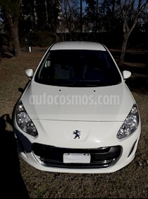 foto Peugeot 308 Active usado (2015) color Blanco precio $410.000
