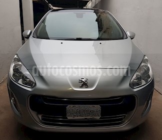 foto Peugeot 308 Allure HDi NAV usado (2015) color Gris Claro precio $449.000