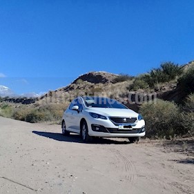 foto Peugeot 308 Allure Pack usado (2018) color Blanco Nacré precio $530.000