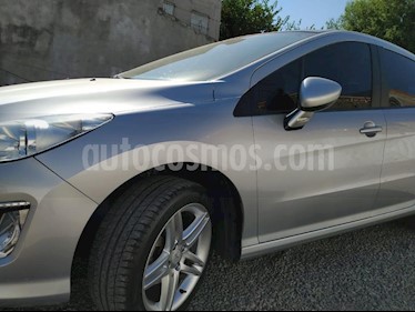 foto Peugeot 308 Allure usado (2015) color Gris Claro precio $320.000