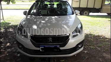 Peugeot 308 Allure HDi usado (2017) color Blanco precio $950.000