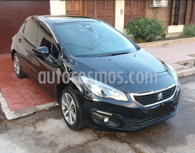 foto Peugeot 308 Feline HDi usado (2017) color Negro precio $1.250.000