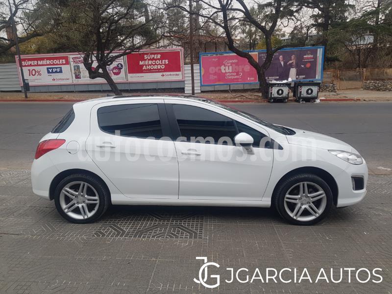 foto Peugeot 308 Feline HDi usado (2013) color Blanco precio $1.187.000
