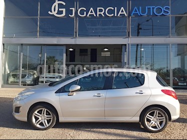 foto Peugeot 308 Feline HDi usado (2014) color Gris Claro precio $715.000