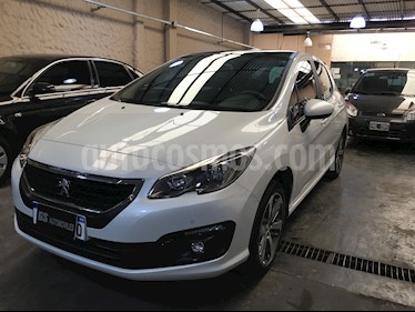 foto Peugeot 308 Feline THP Tiptronic usado (2017) color Blanco precio $800.000