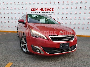 Peugeot 308 Felline usado (2016) color Rojo Rubi precio $225,000
