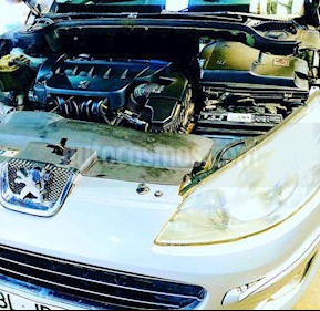 foto Peugeot 407 Sedán 2.0 SR Confort Aut usado (2008) color Gris precio $3.000.000