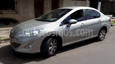 foto Peugeot 408 Allure usado (2015) color Gris Aluminium precio $388.000
