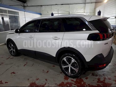 foto Peugeot 5008 SUV Allure Plus THP Tiptronic usado (2019) color Gris Claro precio $1.925.000
