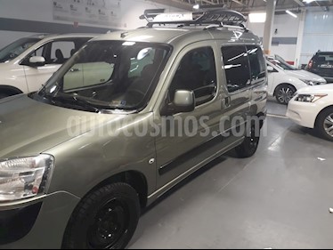 foto Peugeot Grand Raid Totem usado (2008) color Vert Acadie precio $73,000