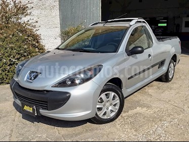 Peugeot Hoggar XS usado (2014) color Gris Claro precio $230.000