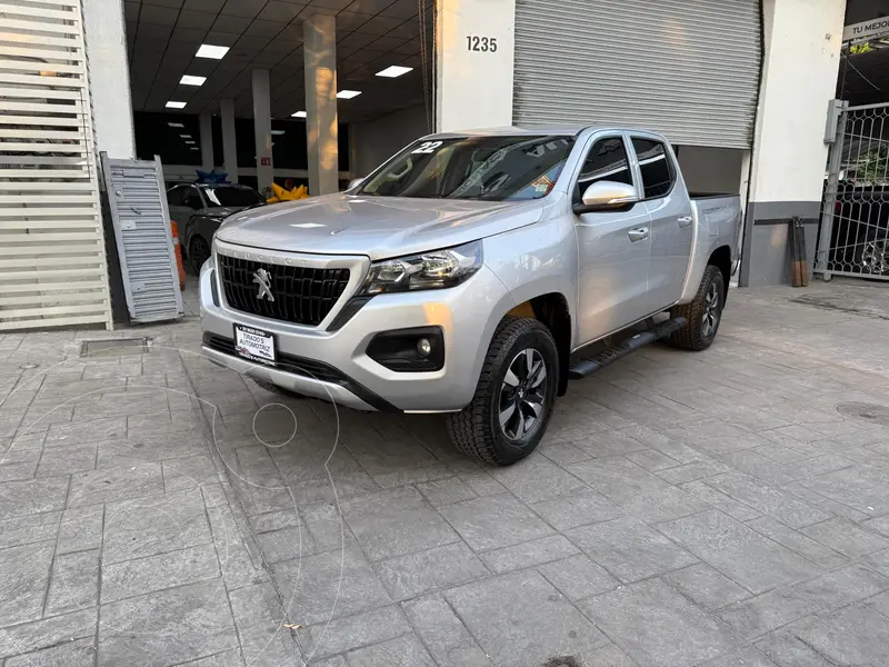 Foto Peugeot Landtrek Allure 4x2 Aut usado (2022) color Plata financiado en mensualidades(enganche $86,000 mensualidades desde $13,161)