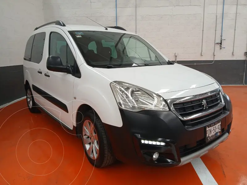 Foto Peugeot Partner Tepee Outdoor 7 pas. usado (2018) color Blanco precio $225,000