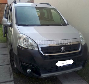 Peugeot Partner Tepee Outdoor 7 pas. usado (2016) color Gris Aluminium precio $170,000