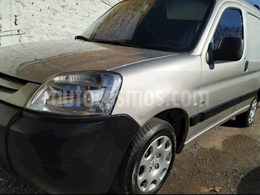 foto Peugeot Partner Patagonia 1.6 HDi VTC Plus usado (2011) color Gris Claro precio $200.000