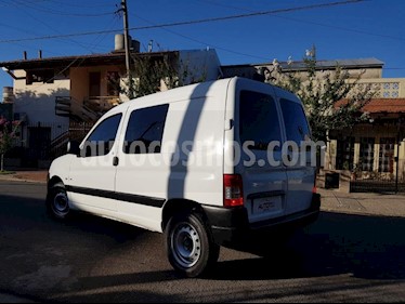 foto Peugeot Partner Patagonia 1.6 HDi VTC Plus usado (2011) color Blanco precio $330.000