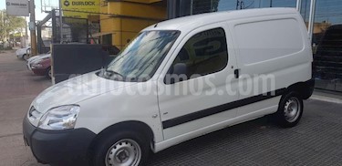 foto Peugeot Partner Patagonia 1.6 HDi VTC Plus usado (2016) color Blanco precio $520.000