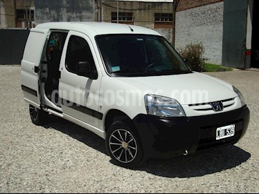 foto Peugeot Partner Furgón 1.4 Confort PCL usado (2012) color Blanco precio $240.000