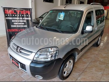 foto Peugeot Partner Patagonia 1.6 HDi VTC Plus usado (2017) color Gris Claro precio $875.000