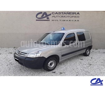 foto Peugeot Partner Patagonia 1.6 HDi VTC Plus usado (2014) color Dorado precio $568.000