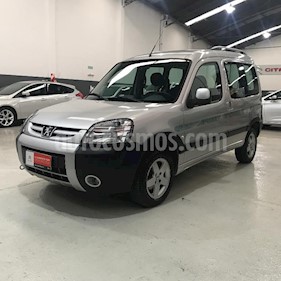 Peugeot Partner Patagonica HDi usado (2017) color Gris Claro precio $1.090.500