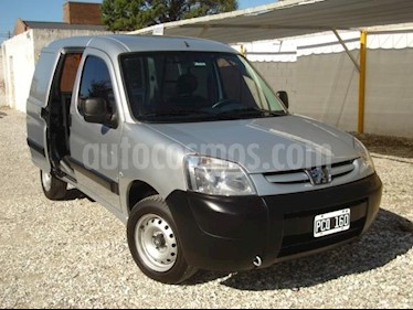 Foto Peugeot Partner Furgon 1.4 Confort PCL usado (2015) color Gris Claro precio $200.000