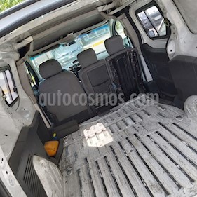 foto Peugeot Partner 1.6L HDi usado (2013) color Blanco precio $4.500.000